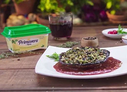 recipe image PORTOBELLOS GRATINADOS EN SALSA DE TOMATE
